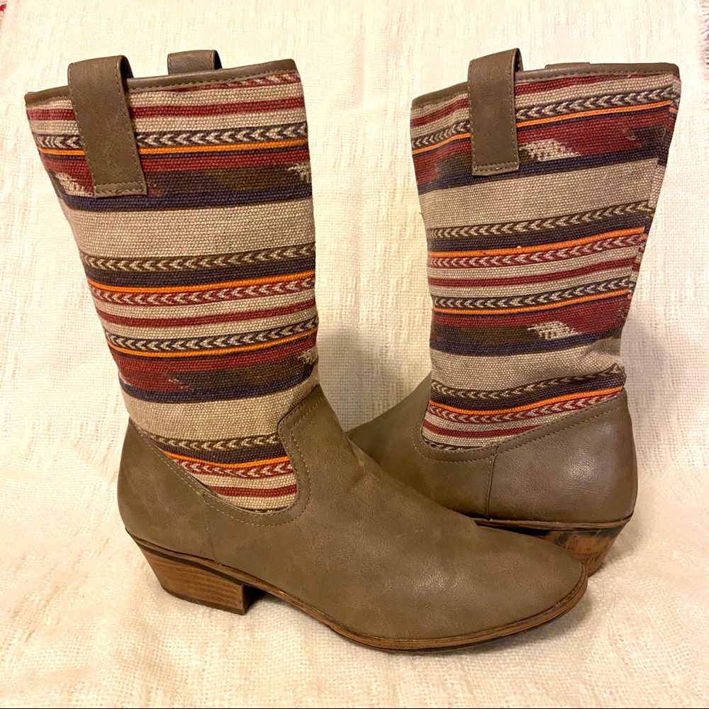 Tribal Aztec Stripe Brown Boho Boots
